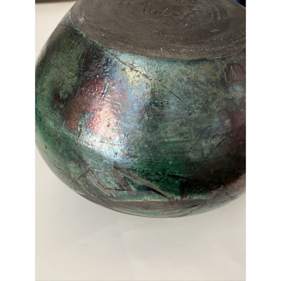 Raku Iridescent Green Tubac Signed Fish Art Pottery Vase Pot 8.5” Large - Picture 8 of 11